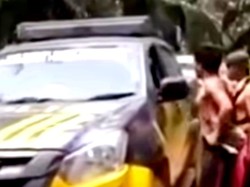 Kronologi Iring-iringan Polisi di Kalteng Diadang Pria dan Diancam Mandau