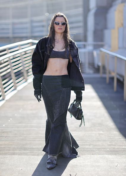 NEW YORK, NY - OCTOBER 26: Julia Fox is seen on October 26, 2022 in New York City.  (Photo by Rachpoot/Bauer-Griffin/GC Images)
