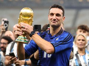 Blak-blakan Scaloni Tak Bawa Messi ke Indonesia Blak-blakan Scaloni Tak Bawa Messi ke Indonesia