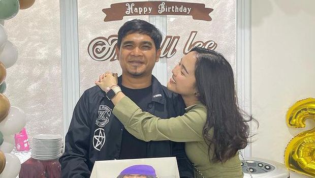 Maell Lee dan Anggita Oktaviani Maell Lee dan Anggita Oktaviani