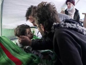 Pecah Tangis Ayah di Suriah Ketemu Lagi dengan Anaknya Usai Gempa