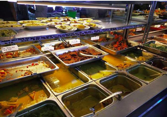 Pelayan restoran naikkan harga seenaknya