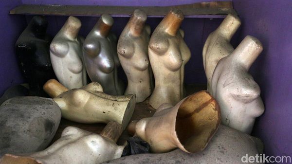 Potret Manekin Rusak yang Kini Jadi Penghuni Pasar Tanah Abang Blok G