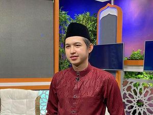 Dulu Ngontrak, Koh Dennis Lim Kini Punya Rumah + Sekolah 1.500 M2 Dulu Ngontrak, Koh Dennis Lim Kini Punya Rumah + Sekolah 1.500 M2