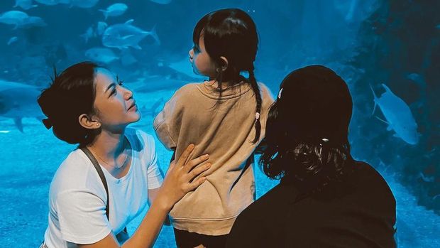 Terlambat Bicara, Anak Young Lex Divonis Autisme