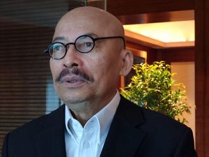 Achmad Santosa Dorong Publik Usulkan Polisi Teladan di Hoegeng Awards 2023 Achmad Santosa Dorong Publik Usulkan Polisi Teladan di Hoegeng Awards 2023