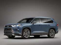 Wujud SUV Bongsor Baru Toyota yang Tampangnya Mirip Avanza