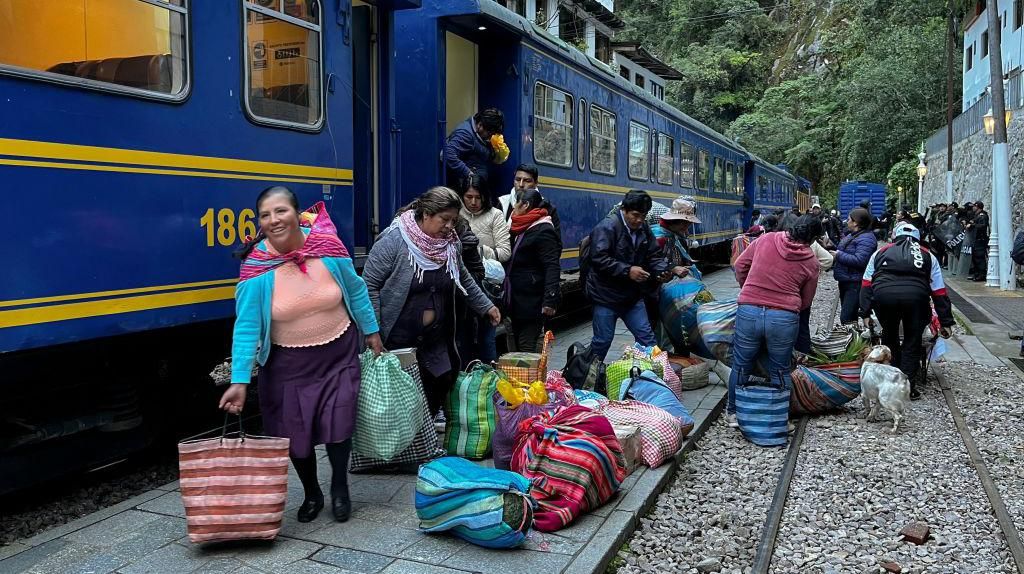 Tutup Imbas Demo, Layanan Kereta Api ke Machu Picchu Kembali Dibuka Tutup Imbas Demo, Layanan Kereta Api ke Machu Picchu Kembali Dibuka