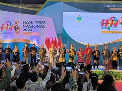 Berkat Program Dandan Omah, Walkot Surabaya Raih Anugerah Kebudayaan PWI