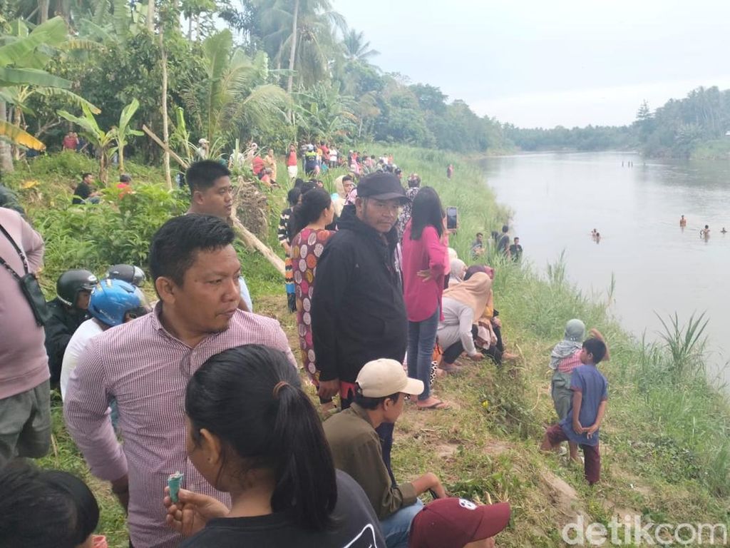 Pria di Polman Dilaporkan Hilang Usai Terperosok ke Sungai saat Cari Udang