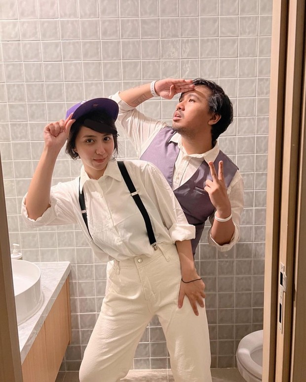 Clairine Clay dan Joshua saat cosplay Halloween/Sumber: IG @clairineclay