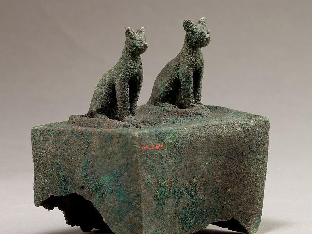 Kenapa Orang Mesir Kuno Sangat Suka Kucing? Muncul di Perhiasan sampai Monumen