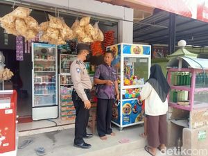 MUI Sumenep Keluarkan Fatwa Haram, Polisi Siap Sisir Permainan Capit Boneka MUI Sumenep Keluarkan Fatwa Haram, Polisi Siap Sisir Permainan Capit Boneka
