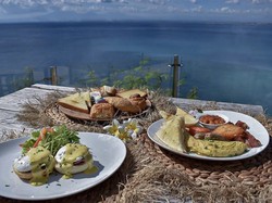 Pemandangannya Cantik! 5 Restoran di Bali Ini Berlokasi di Tepi Tebing