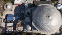 Penampakan Masjid Fatih yang Rusak Akibat Gempa Turki