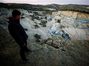 Penampakan Tanah Longsor Akibat Gempa di Turki