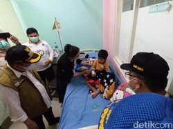 Hii...5 Warga Pasuruan Digigit Ular saat Banjir, 3 Dirawat di RS