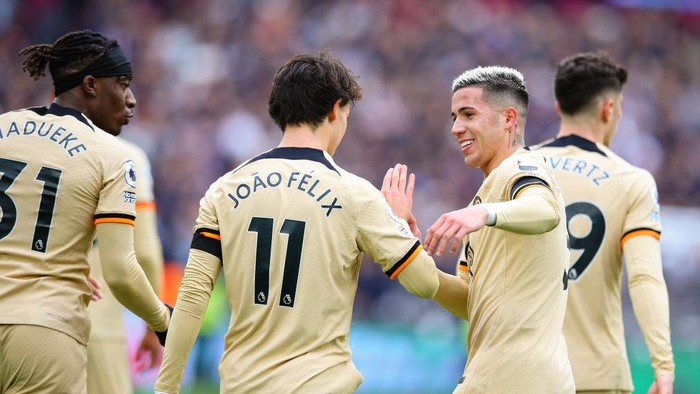 LONDON, ENGLAND - FEBRUARY 11: Joao Felix of Chelsea celebrates scoring the opening goal with team mate Enzo Fernandez during the Premier League match between West Ham United and Chelsea FC at London Stadium on February 11, 2023 in London, United Kingdom. (Photo by Craig Mercer/MB Media/Getty Images)