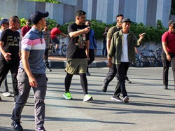 Jokowi Bakal Beri SatyaLancana ke Bobby dan Gibran