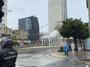 Jadi Zona Merah PKL, Begini Kondisi Kawasan CFD Sudirman-Thamrin Hari Ini Jadi Zona Merah PKL, Begini Kondisi Kawasan CFD Sudirman-Thamrin Hari Ini