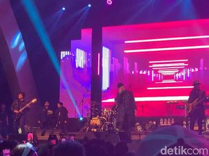 Kemeriahan Konser Dewa 19, Ini Harapan Ahmad Dhani untuk Kota Medan Kemeriahan Konser Dewa 19, Ini Harapan Ahmad Dhani untuk Kota Medan