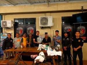 Hendak Berburu Rusa di Taman Nasional Way Kambas, Pemburu Liar Ditangkap Hendak Berburu Rusa di Taman Nasional Way Kambas, Pemburu Liar Ditangkap