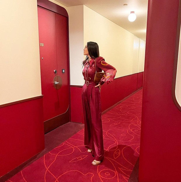 Raline Shah | Foto: Instagram | @ralineshah 6 inspirasi outfit untuk Valentine ala seleb Indonesia