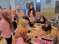 Srikandi Ganjar Buka Kelas Nail Art Gratis untuk Remaja di Sumsel