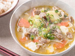 Resep Sup Miso dan Sayuran yang Padat Nutrisi untuk Hangatkan Badan Resep Sup Miso dan Sayuran yang Padat Nutrisi untuk Hangatkan Badan