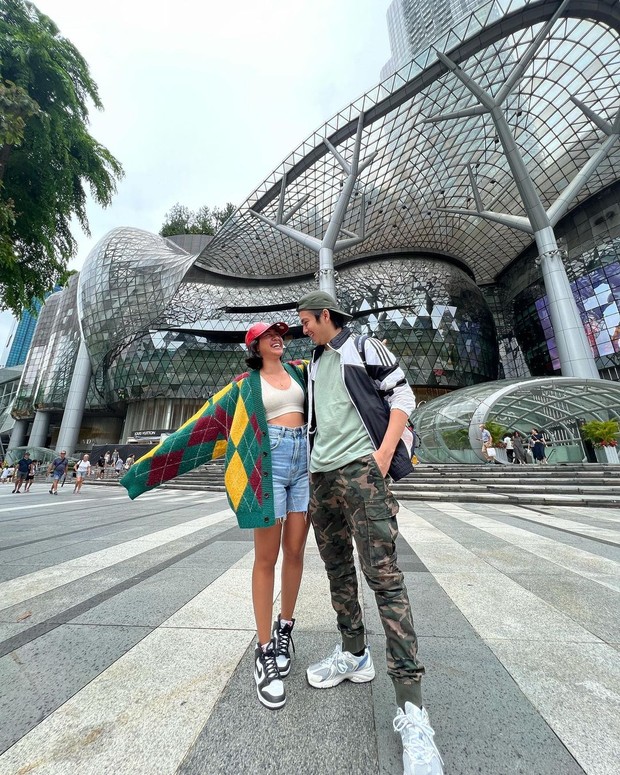 7 gaya pasangan seleb Indonesia untuk ide outfit kencan Valentine's Day