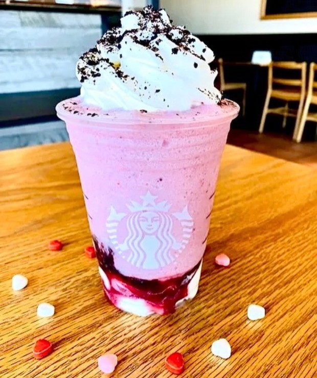 Starbucks Heartbreaker Frappuccino/Foto: Instagram.com/thejoyfulrbf Secret recipe Starbucks spesial hari Valentine