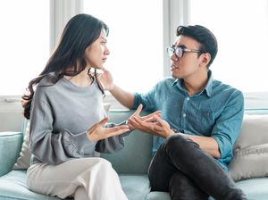 Wanita Ini Salahkan Air Kolam Renang Usai Ketahuan Punya Anak Bukan dari Suami Wanita Ini Salahkan Air Kolam Renang Usai Ketahuan Punya Anak Bukan dari Suami