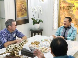 Cegah Banjir Jakarta, Bamsoet Dorong Giant Sea Wall Segera Dibangun