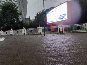 2 Penyebab Banjir Makassar: Air Laut Pasang hingga Curah Hujan Tinggi 2 Penyebab Banjir Makassar: Air Laut Pasang hingga Curah Hujan Tinggi