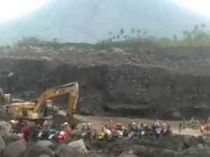 Jalur Curah Kobokan Bisa Dilewati Kendaraan Usai Banjir Lahar Dingin Semeru