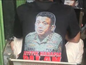 Fan Harap Hakim Vonis Bebas Ferdy Sambo