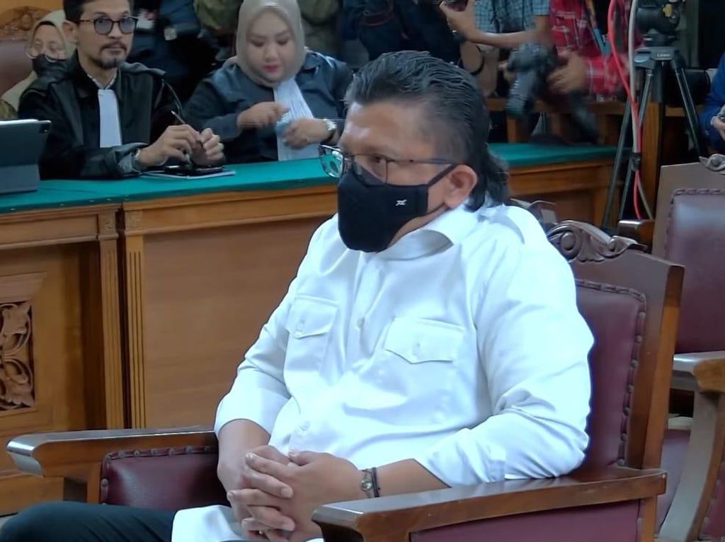 Detik-detik Ferdy Sambo Divonis Mati, Diminta Hakim untuk Berdiri
