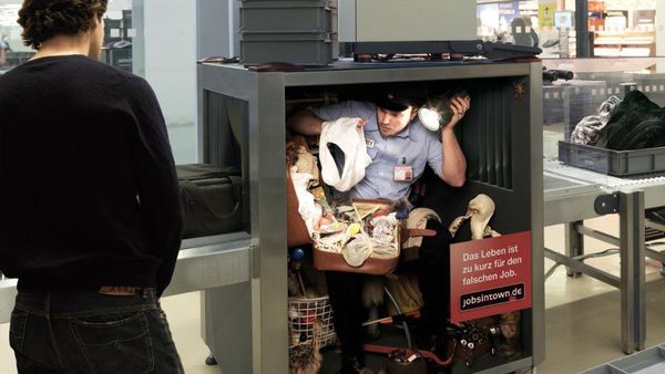 Deretan Iklan Kreatif yang Bikin Mata Betah Lihat Berkali-kali