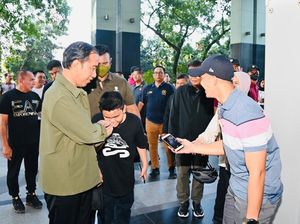 Bocah SD di Medan Kejar Jokowi Sambil Nangis Demi Foto Bareng