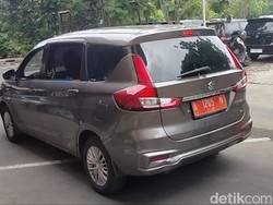 Dramatis! Polisi Sempat Tembak Mobdin yang Dipakai Pengedar Sabu di Banten