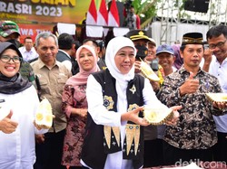 Hadiri Kontes Durian Manggis Kopi Blitar, Khofifah Ingatkan soal Branding