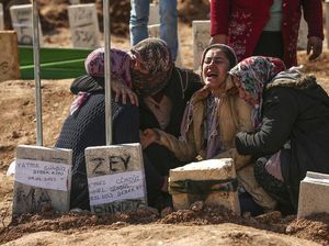 Penjarahan dan Perampokan Warnai Gempa Turki, 98 Orang Ditangkap Penjarahan dan Perampokan Warnai Gempa Turki, 98 Orang Ditangkap