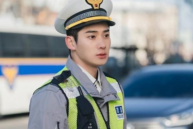 Potret karakter Jung Jong Hyun dalam drama The Interest of Love/ Foto: instagram.com/ram_iii Potret karakter Jung Jong Hyun dalam drama The Interest of Love