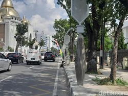 Kerjaan Tak Beres, Walkot Bobby Minta Balik Uang Proyek Lampu Pocong