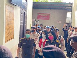 Hakim: Sangat Tak Masuk Akal Dalih Korban Kekerasan Seksual Putri Candrawathi