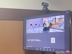 Kesaksian Polisi dalam Kasus Dukun Bunuh Korban Pakai Sianida Kesaksian Polisi dalam Kasus Dukun Bunuh Korban Pakai Sianida