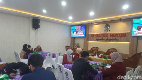 Suasana Nobar Sidang Vonis Ferdy Sambo di Fakultas Hukum UMSU