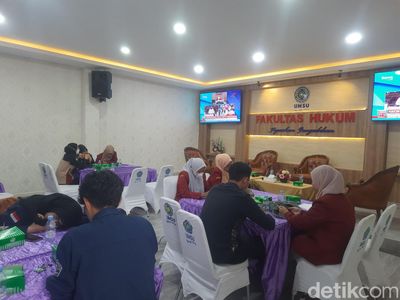 Suasana Nobar Sidang Vonis Ferdy Sambo di Fakultas Hukum UMSU