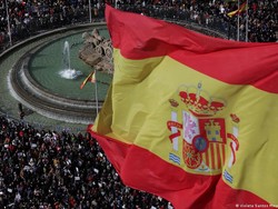 Tenaga Kesehatan di Madrid Demo Massal, Tuntut Perbaikan Perawatan Kesehatan