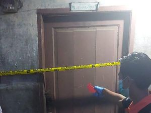 IRT di Deli Serdang Tewas Gantung Diri di Pintu Kamar IRT di Deli Serdang Tewas Gantung Diri di Pintu Kamar